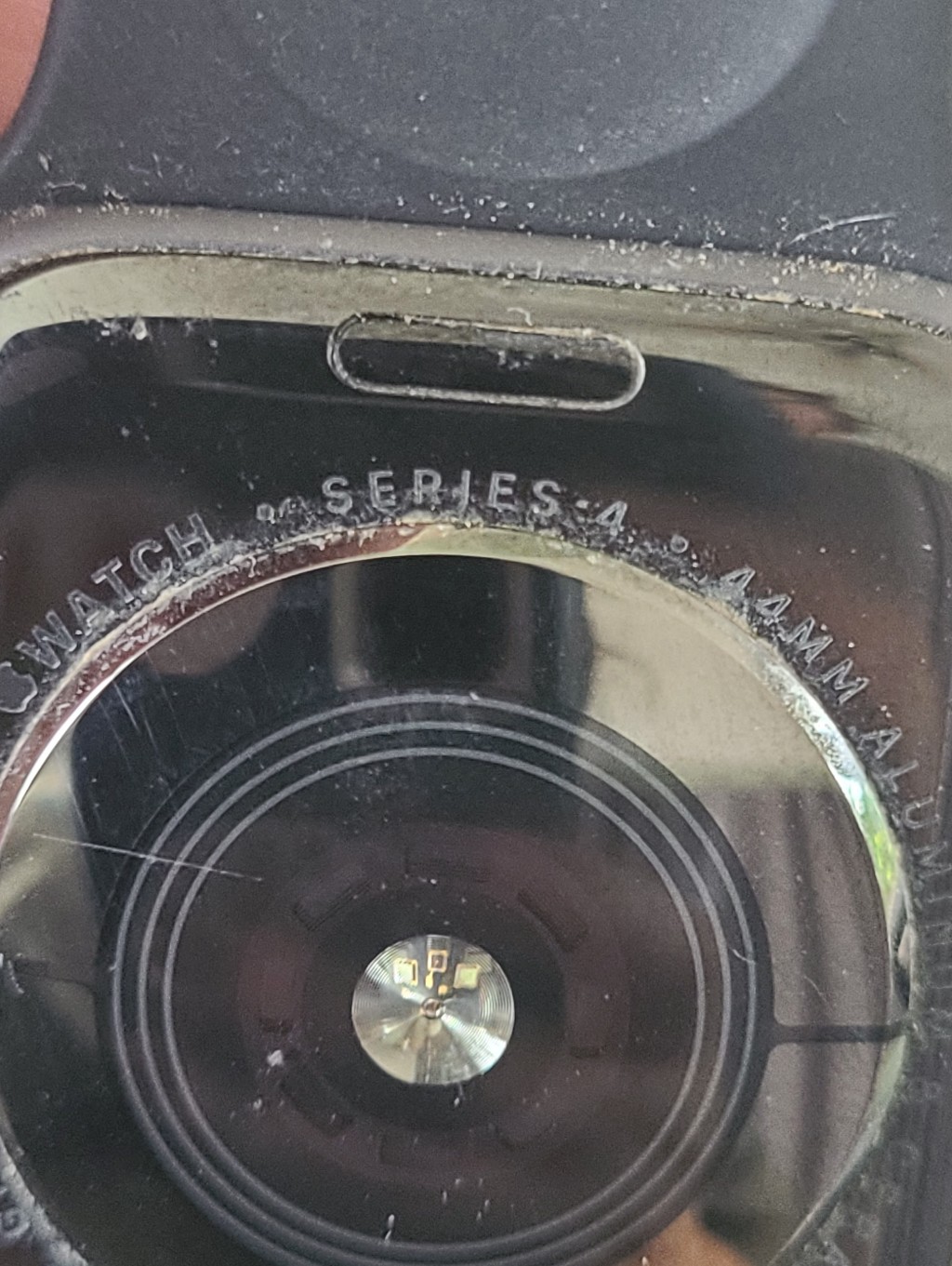 Apple Watch Series 4 — image 7 of 8